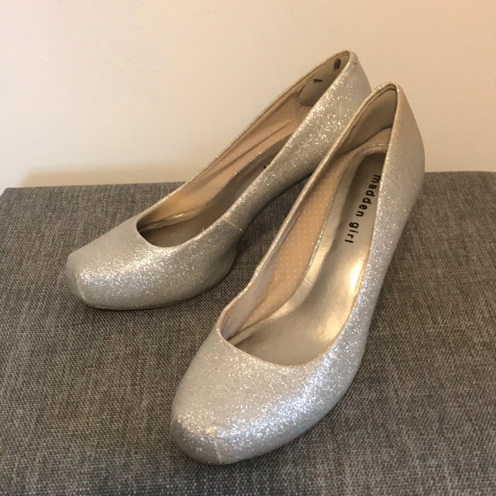 Madden Girl Getta Silver Sparkle Heel